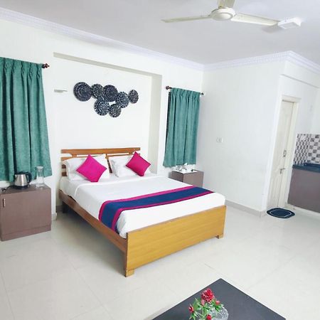 Mann Pasand Inn Feel The Luxury Bangalore Buitenkant foto