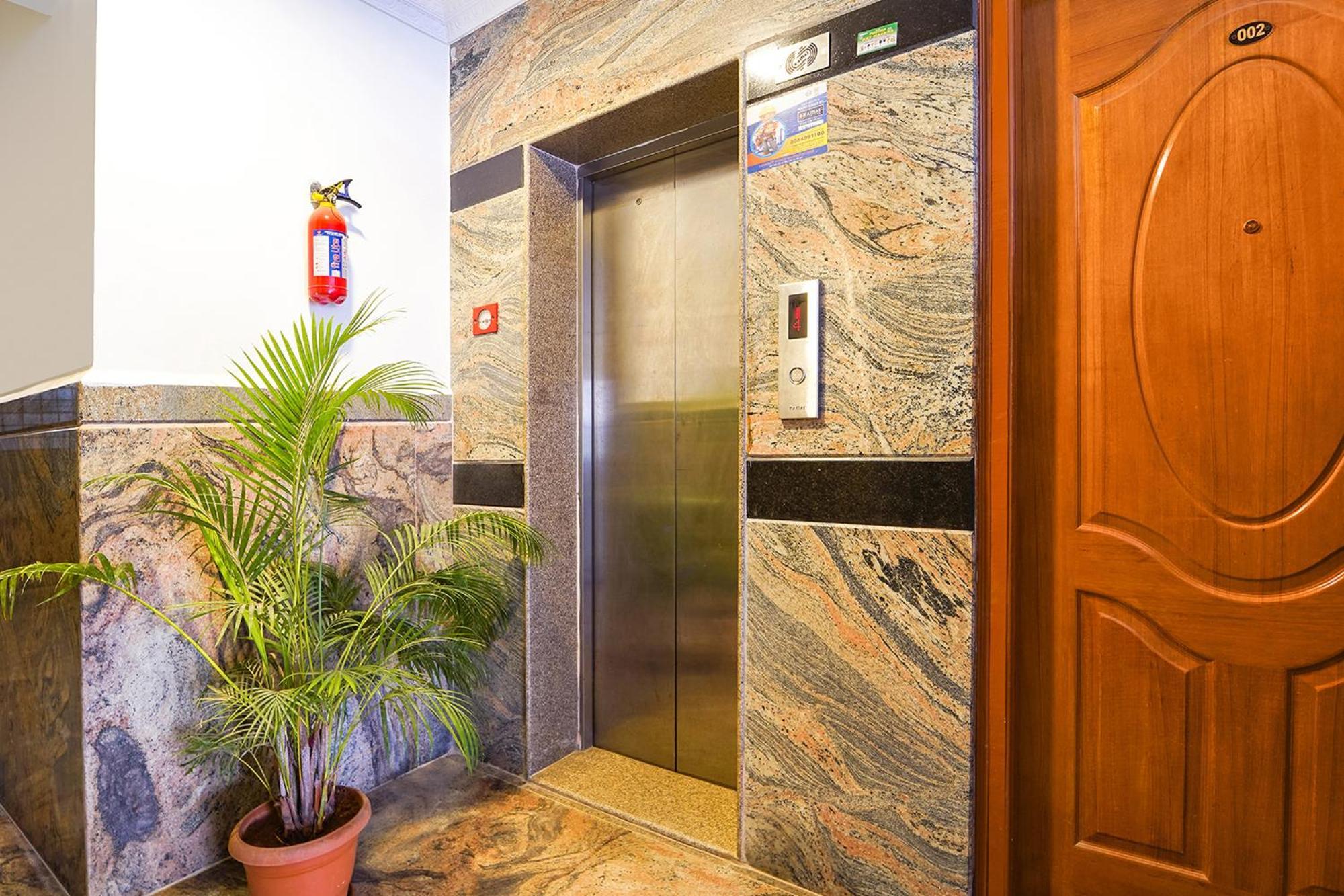 Mann Pasand Inn Feel The Luxury Bangalore Buitenkant foto