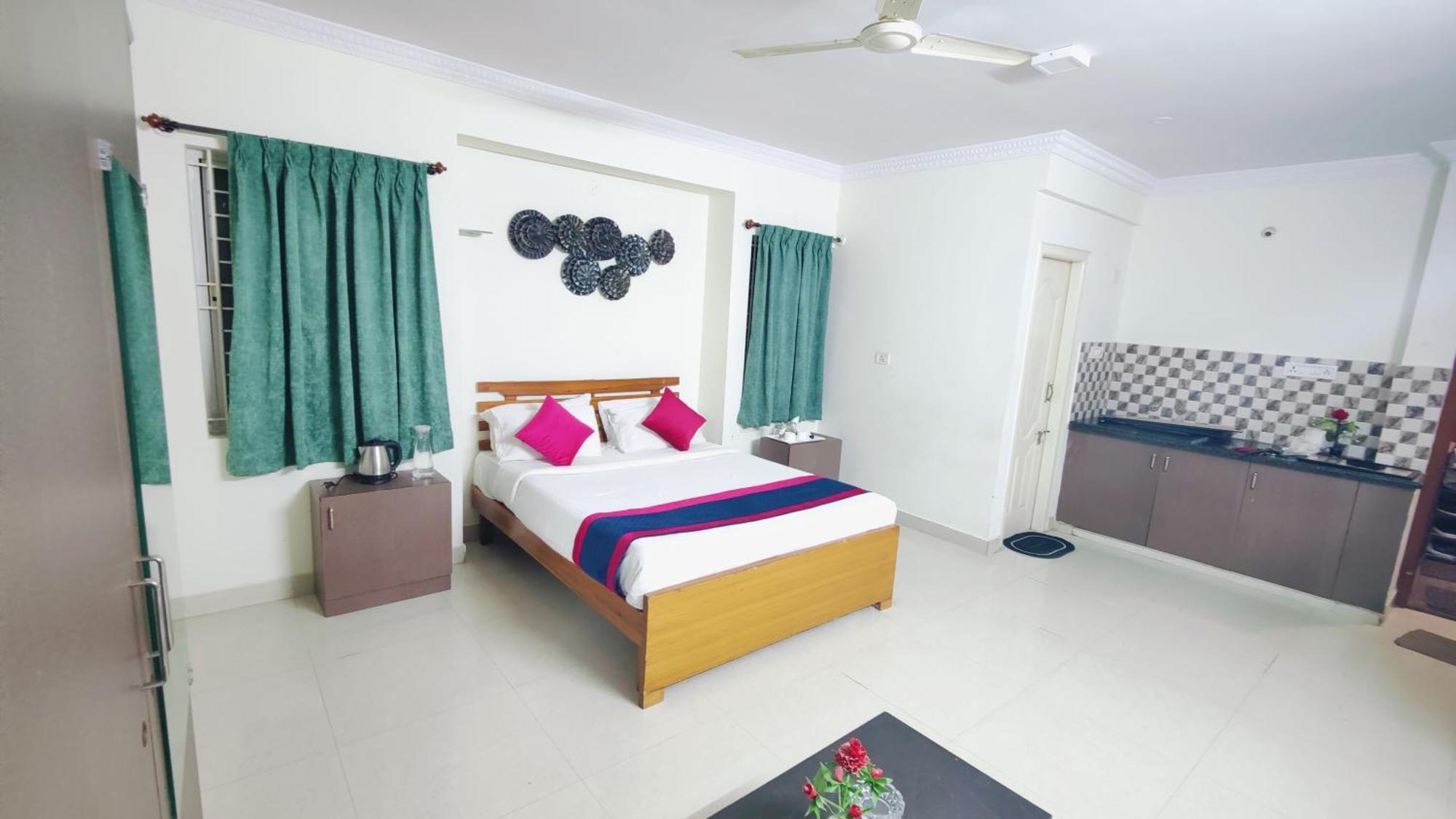 Mann Pasand Inn Feel The Luxury Bangalore Buitenkant foto